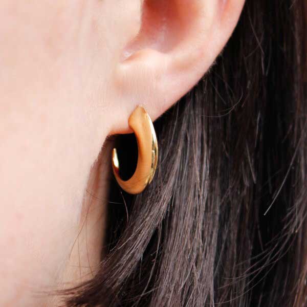 Shaune Leane Medium Gold Plated Cat Claw Stud Earrings at EC One London