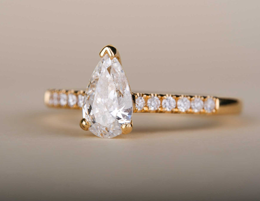 EC One NANCY Pear-shaped Diamond Solitaire Ring with Diamond Shoulders