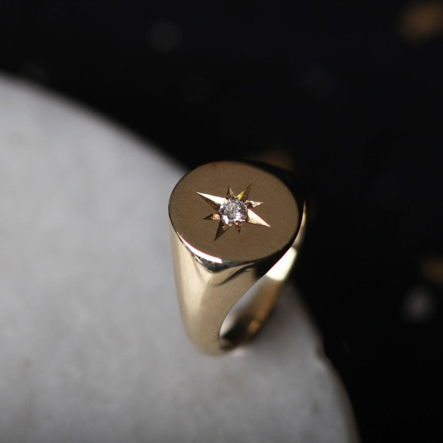 EC One Oval signet recycled gold ring with star set diamond
