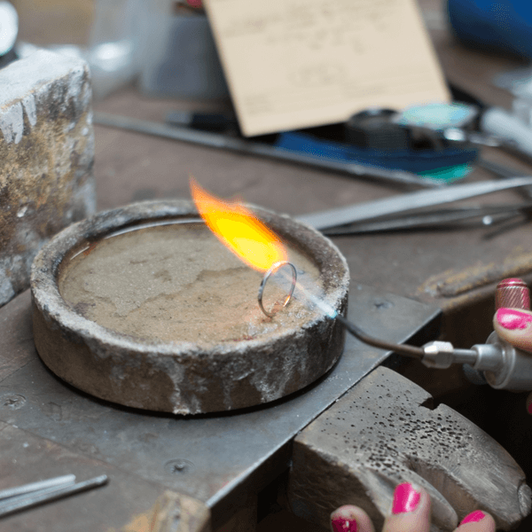Our 7 Step Guide To Resizing A Ring