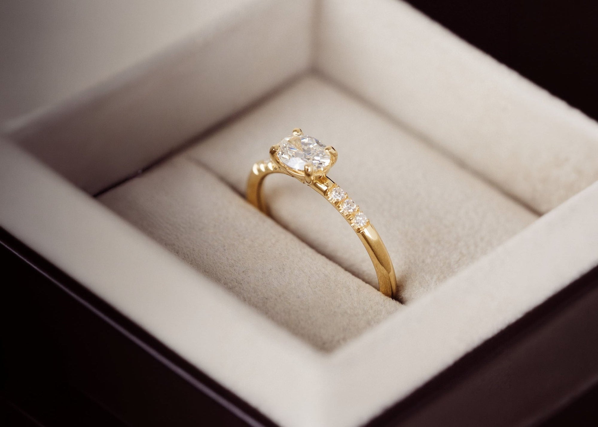 Bespoke Jewellery vs Ready-Made: A Jeweller's Honest Guide