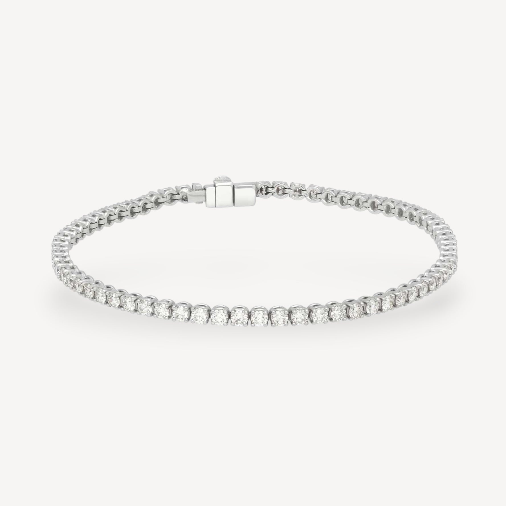 3.28ct Diamond White Gold Tennis Bracelet