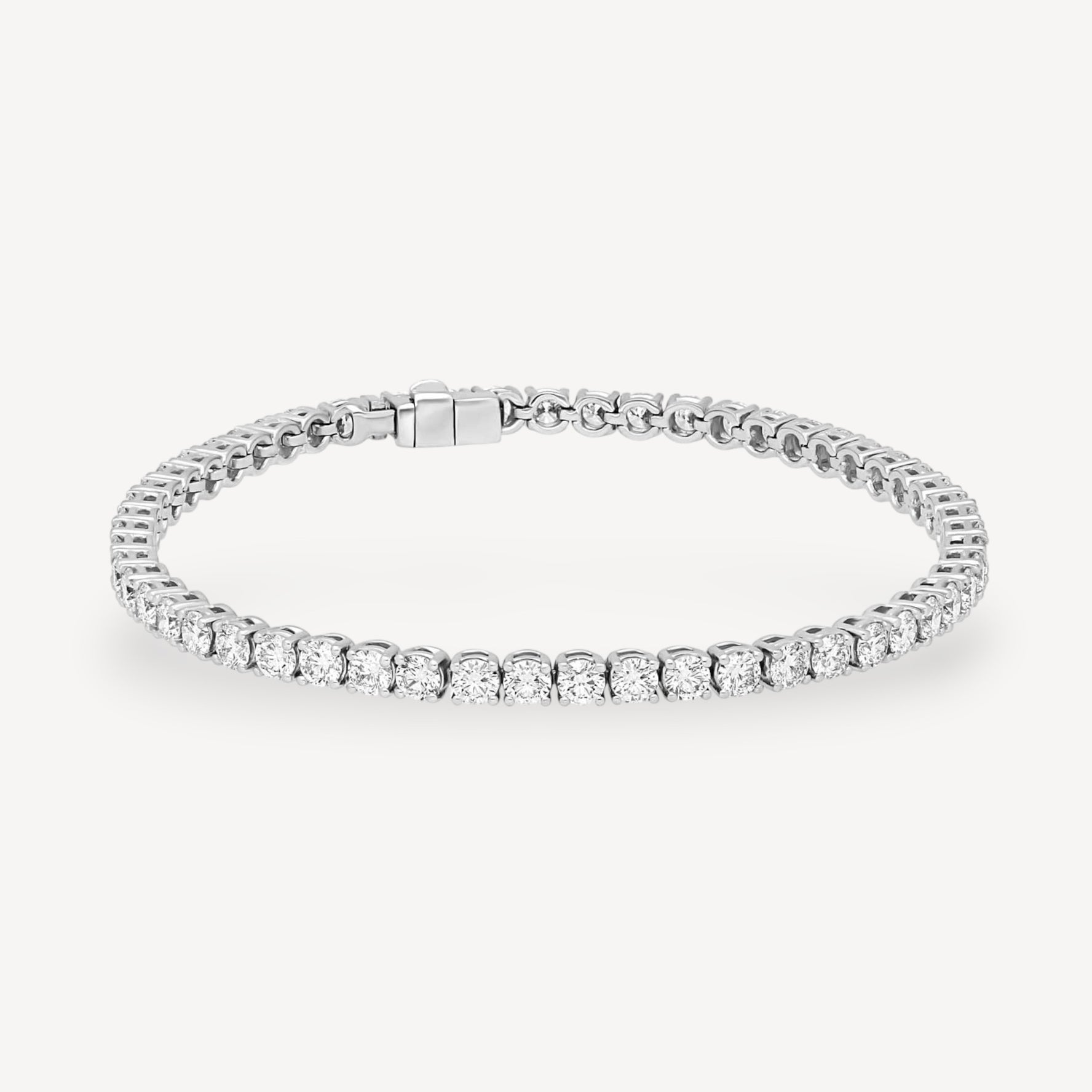 5.86ct Diamond White Gold Tennis Bracelet