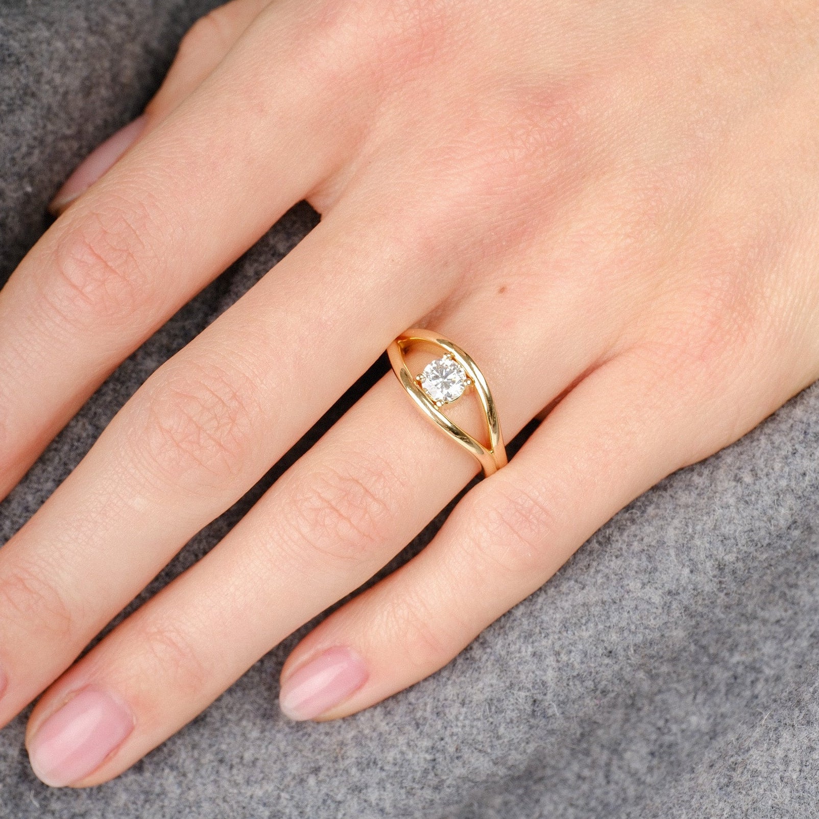 ANNA Diamond Yellow Gold Solitaire Engagement Ring