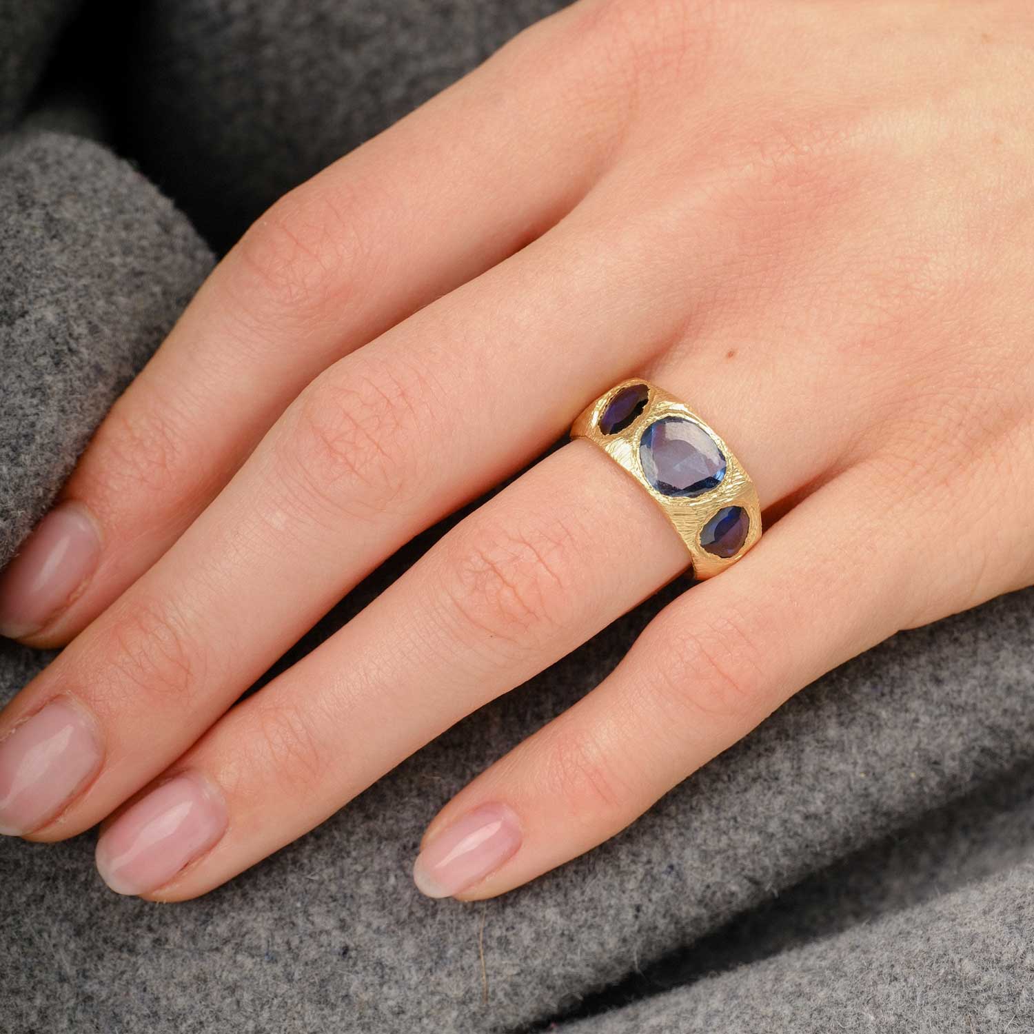 Page Sargisson at E.C.One London CARVED Gold Ring with 3 Blue Sapphires