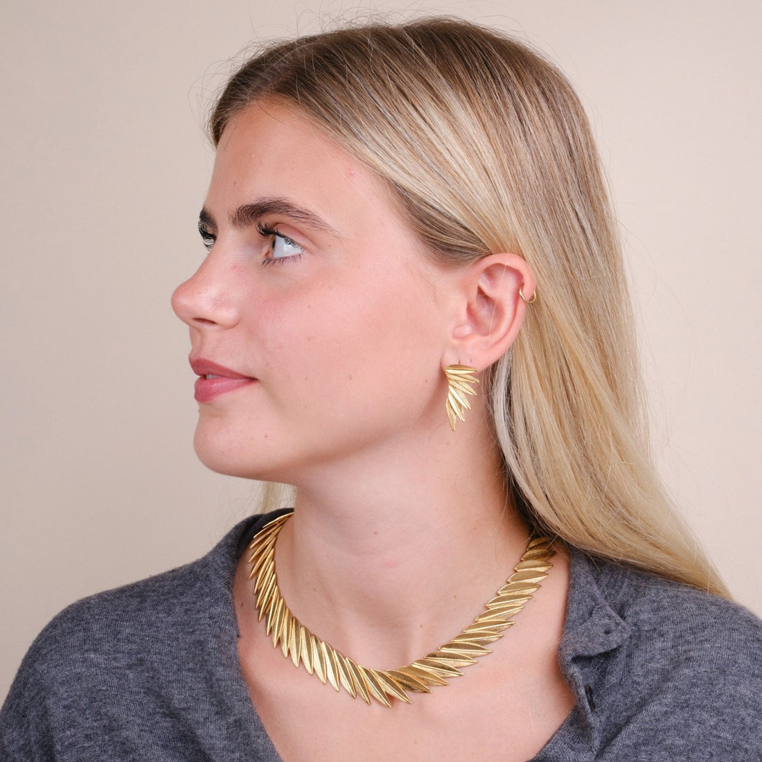 Phoenix Contour Collar Gold Plated