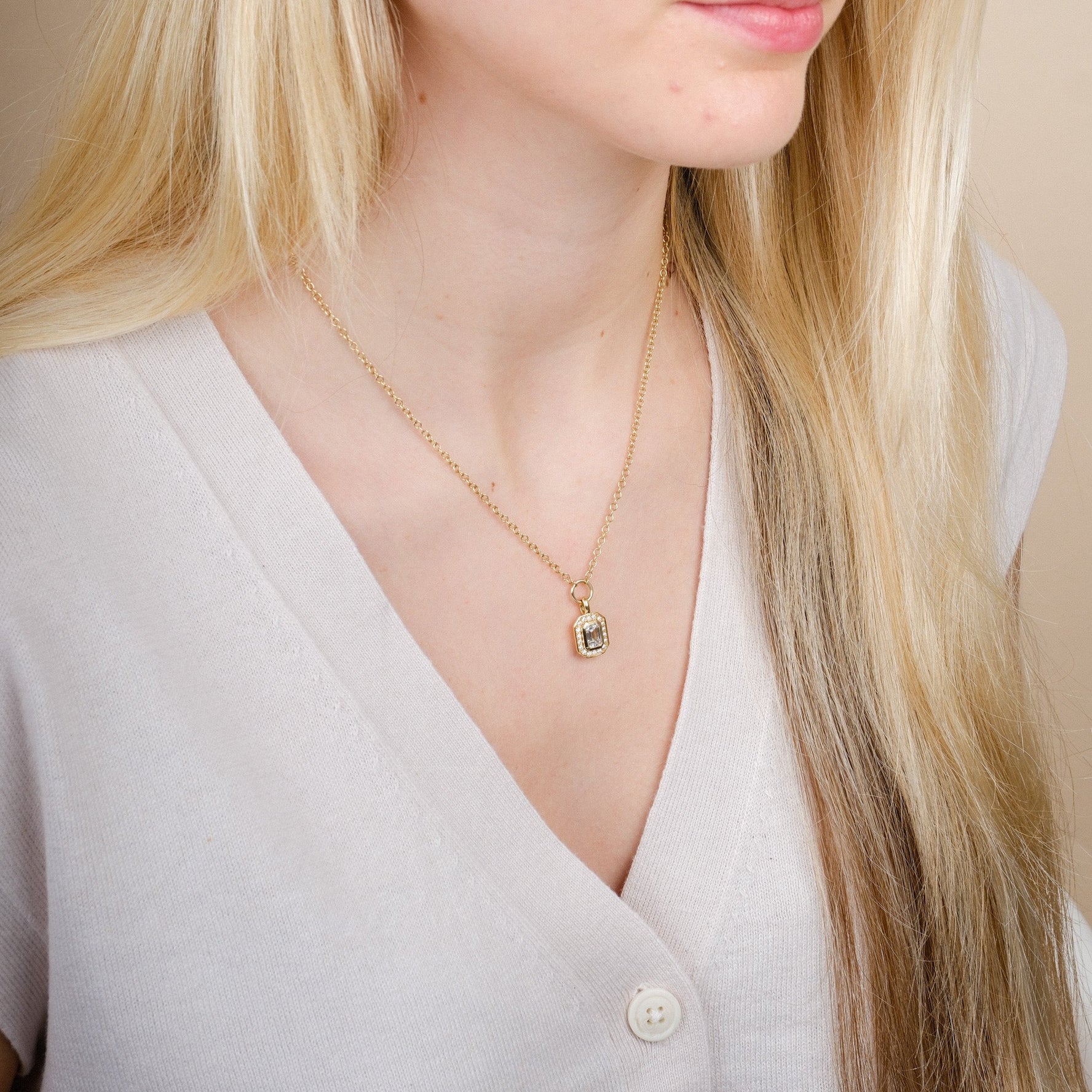 FRAME Large Framed Diamond Gold Necklace with Diamond Halo