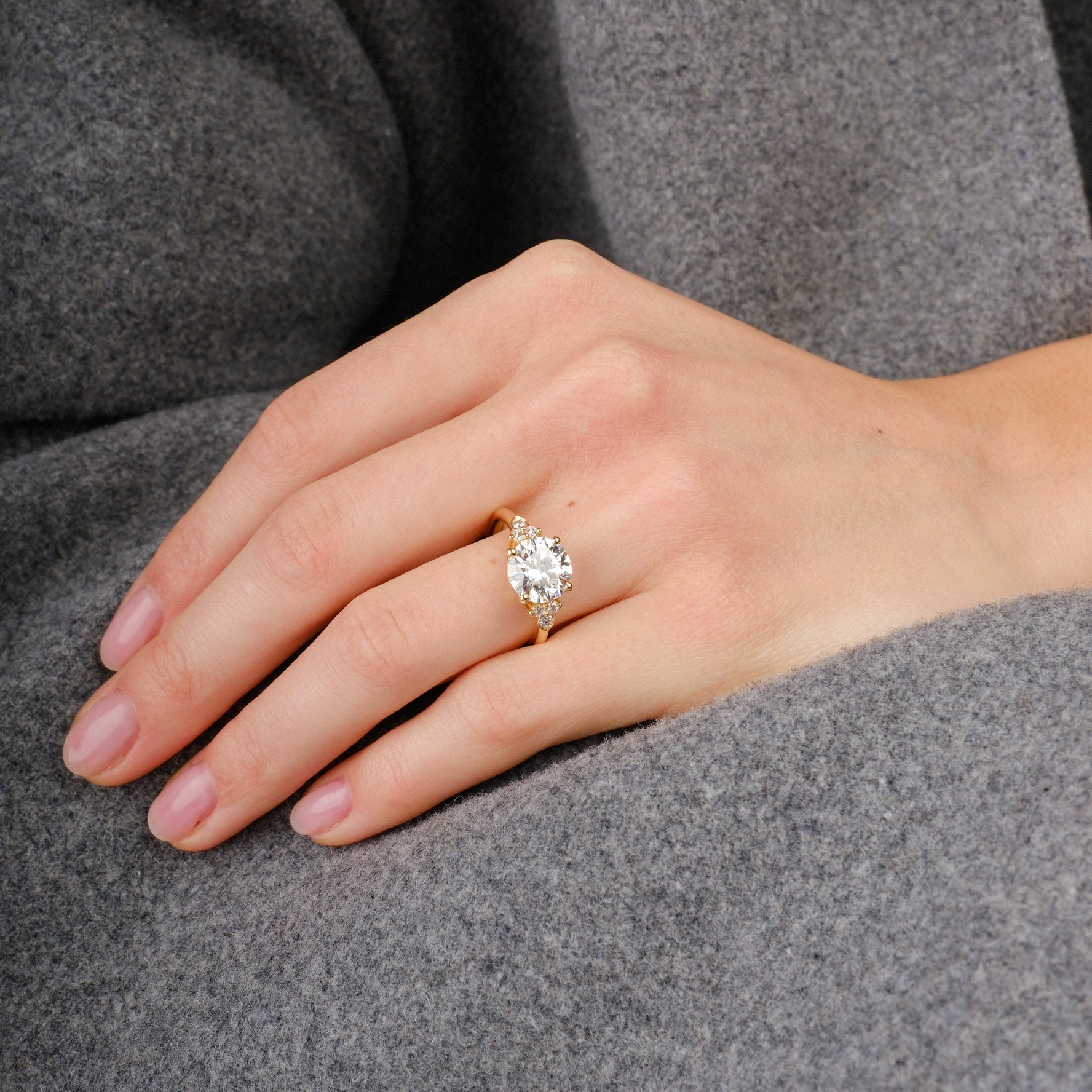 HATTY Laboratory Grown Diamond Yellow Gold Engagement Ring