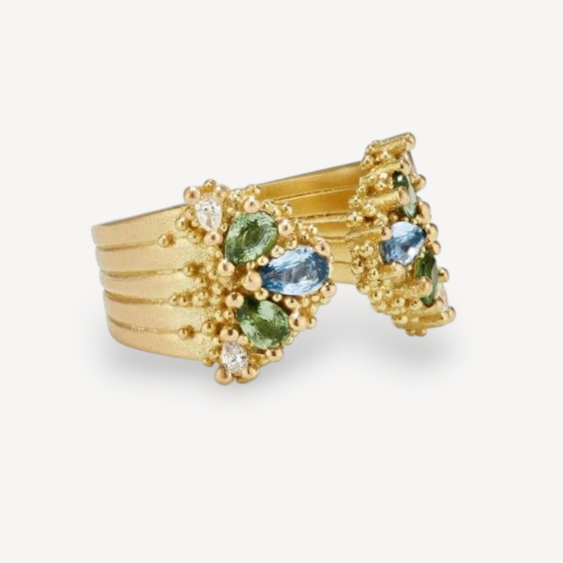 Splash Sapphire & Diamond Ring in Yellow Gold