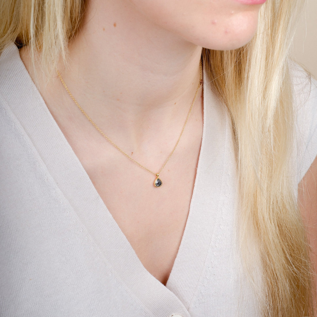 Pear Shaped Salt & Pepper Milgrain Pendant Necklace Yellow Gold