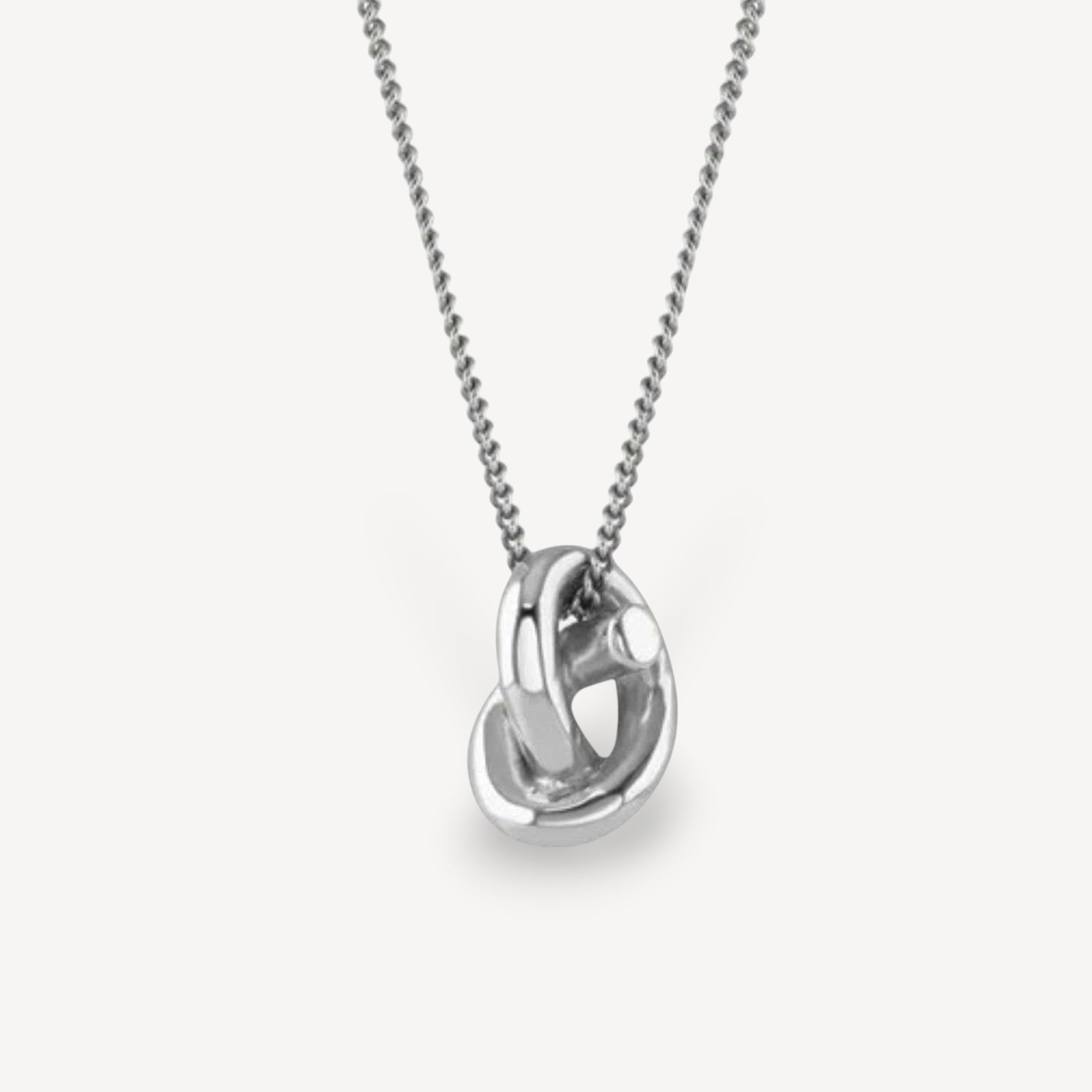BELLA KNOT Necklace Silver
