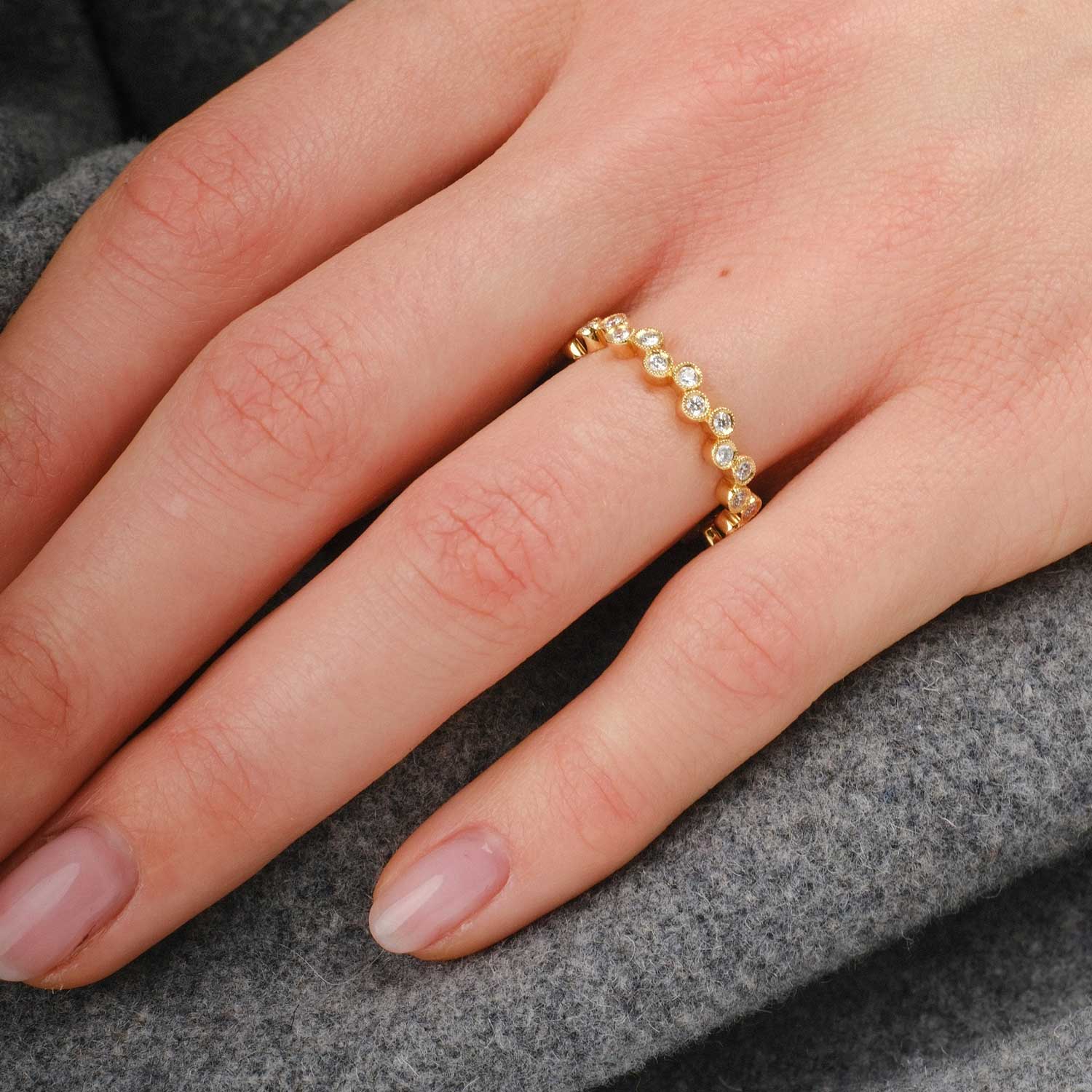 Ungar and Ungar Zig Zag Round Diamond Eternity Wedding Gold Ring at EC One London