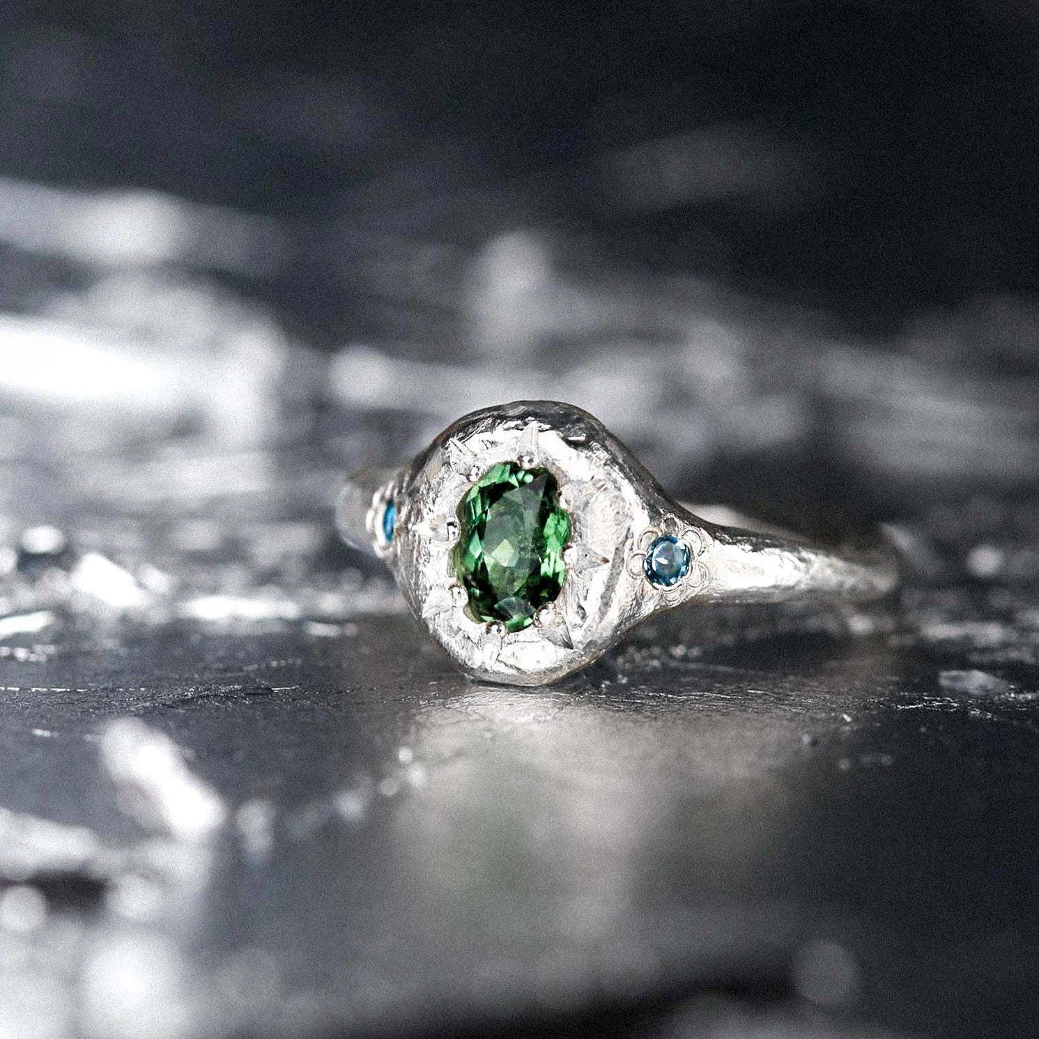 MONET'S GARDEN Signet Ring with Oval Green Tourmaline Silver