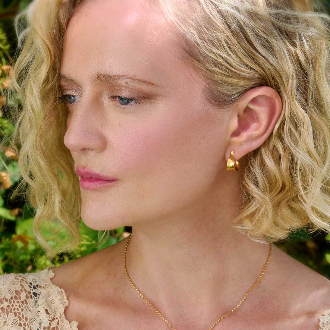 KOMOREBI Small Curl Hoop Earrings Silver by Cara Tonkin at B Corp certified Ethical jeweller E.C.One London