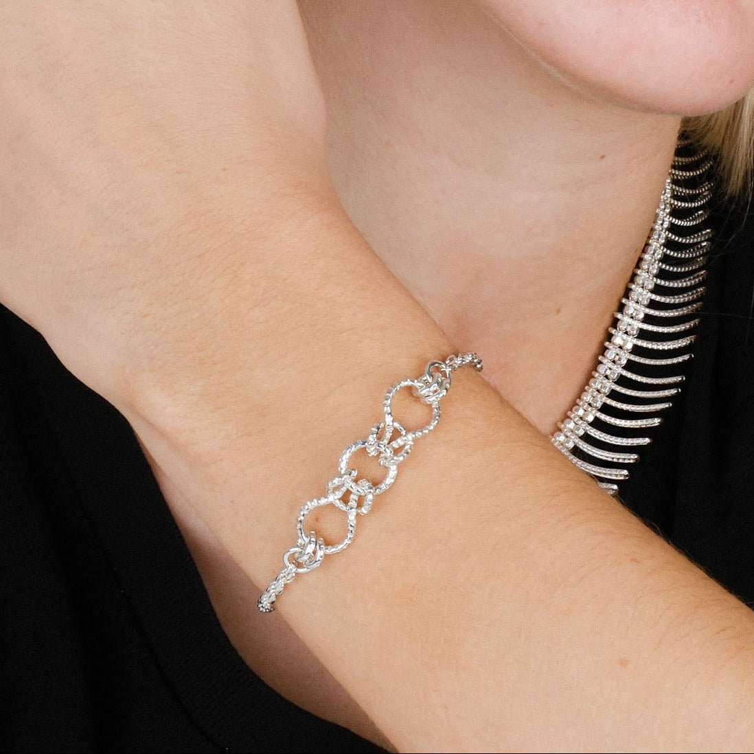 Serpentine Knot Chain Bracelet Silver