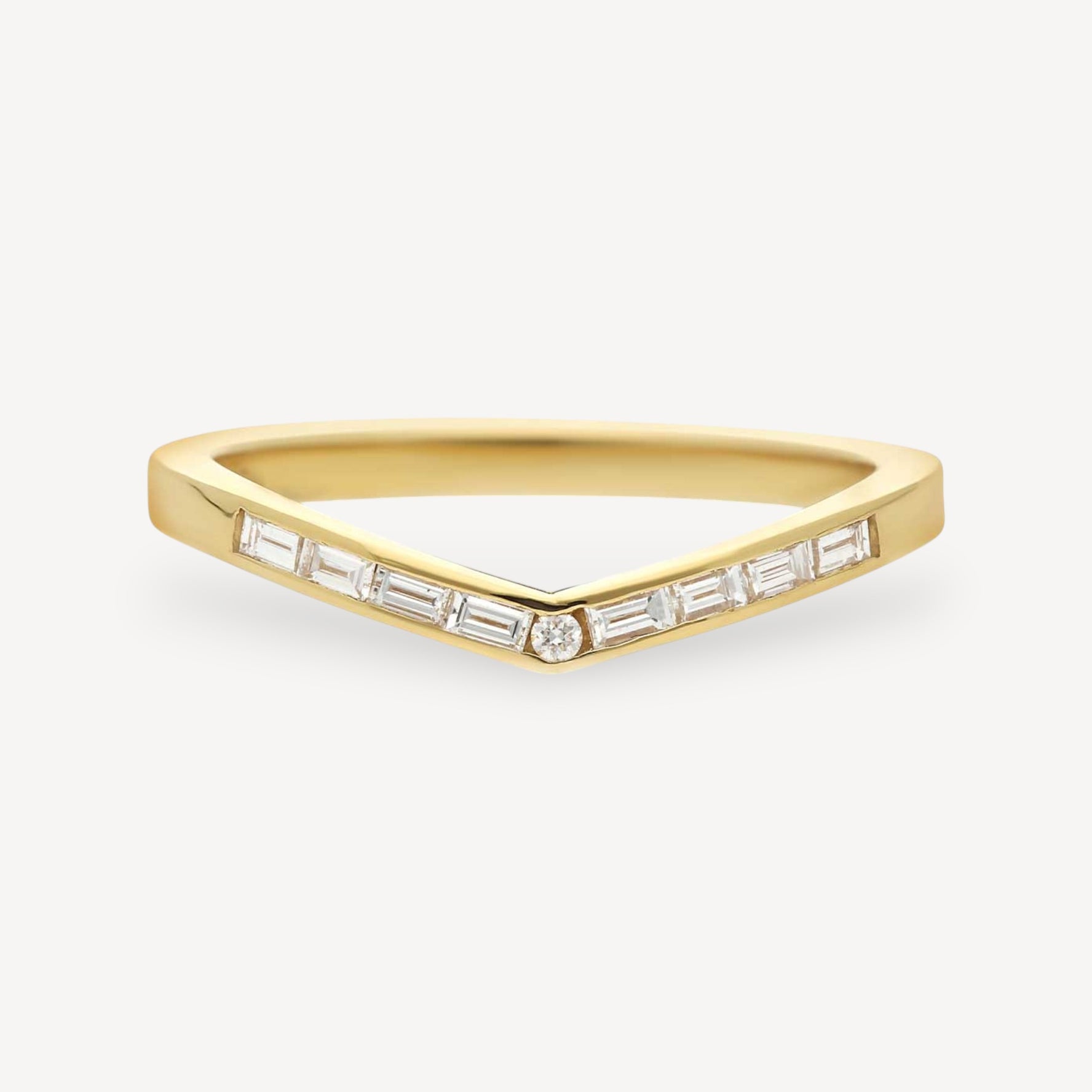 V-shaped Wedding Ring Yellow Gold Channel-set Baguette Diamond