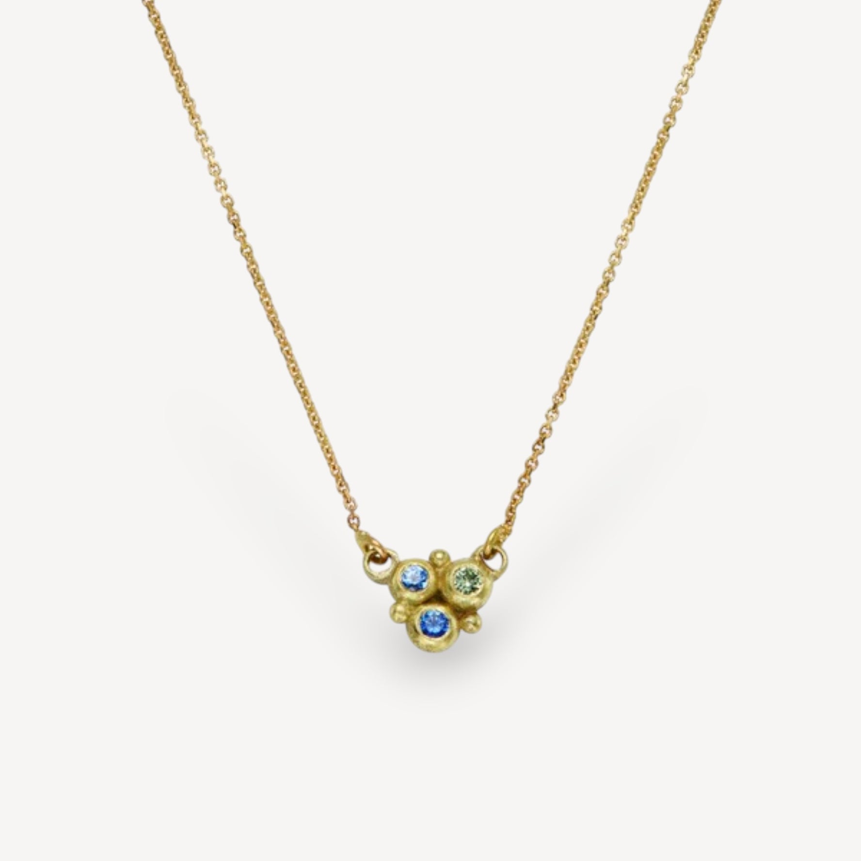 Cluster Granule Trio Sapphire Pendant Necklace Yellow Gold
