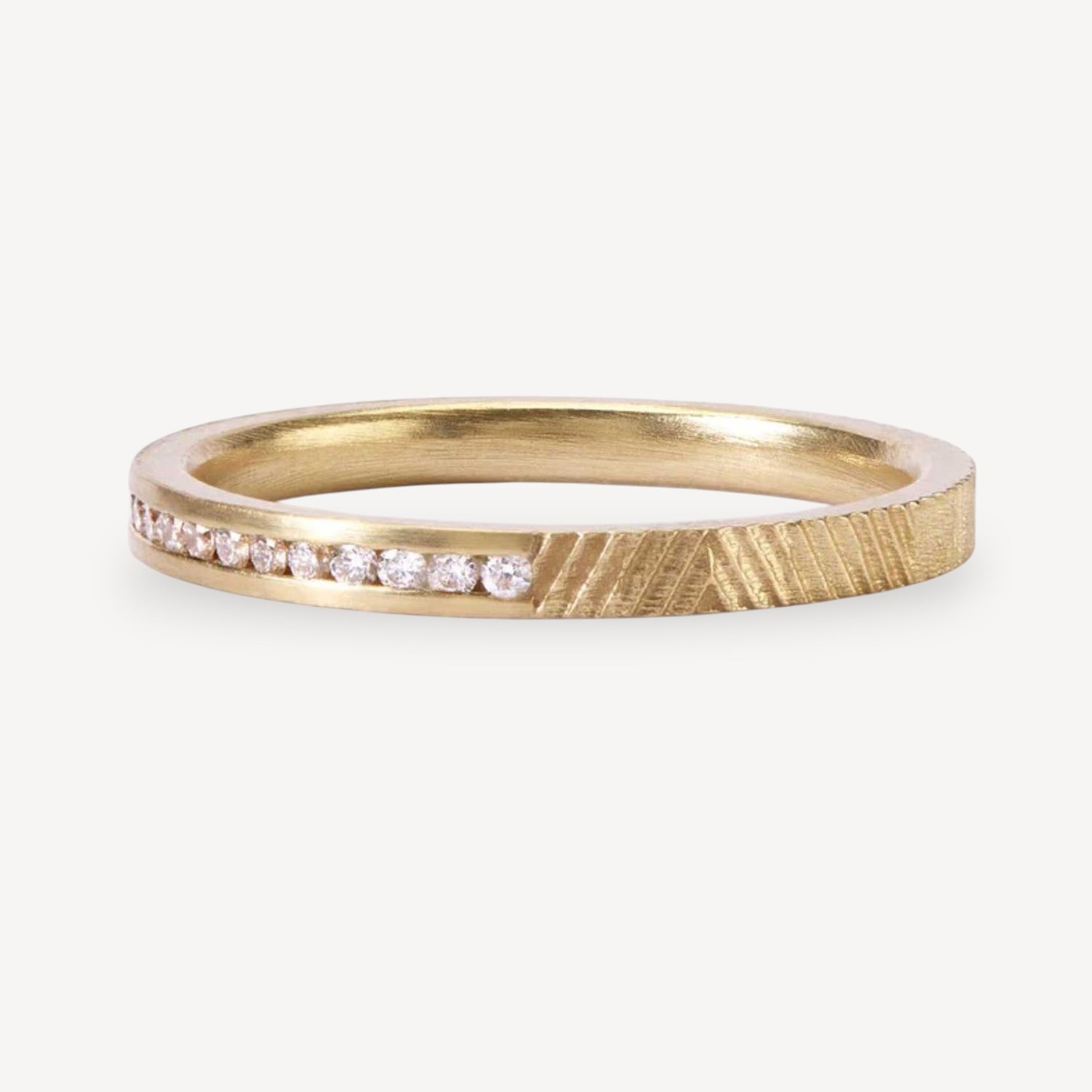CONTOUR Half-Eternity Ring Yellow Gold with Diamonds