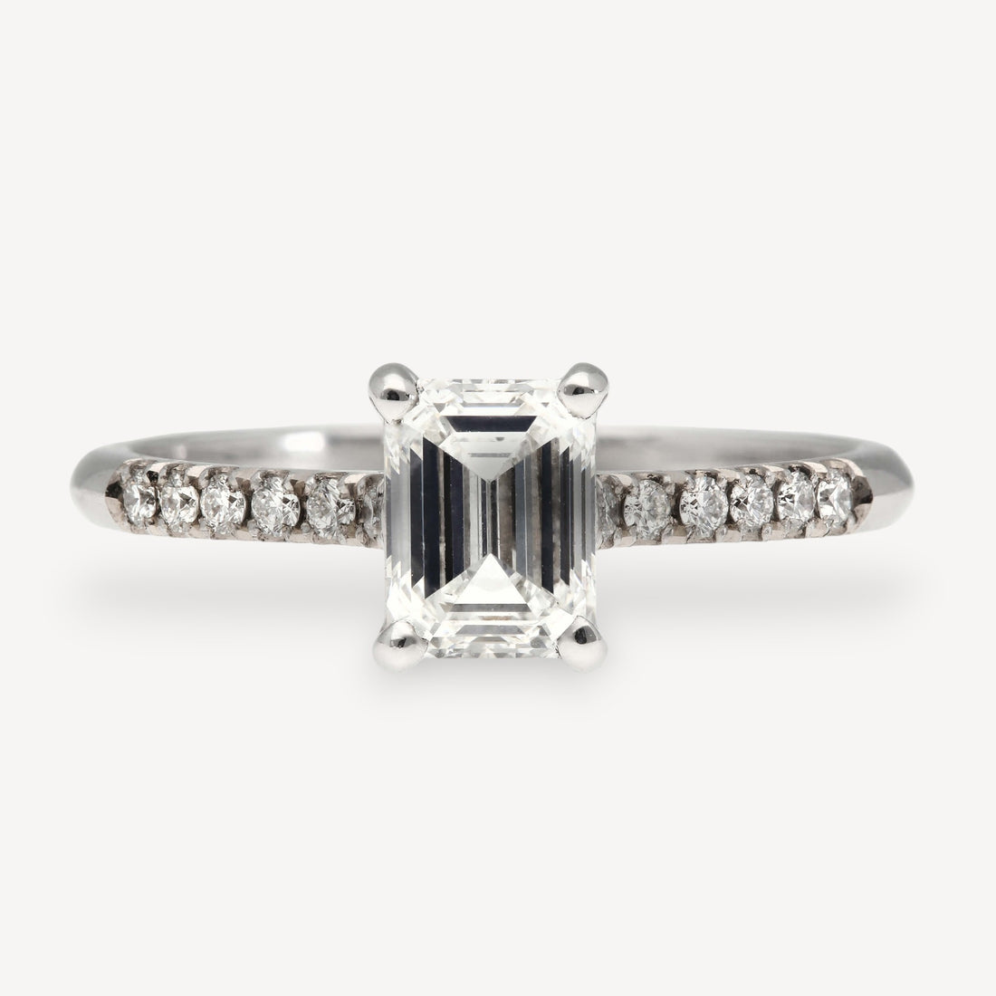 NANCY Emerald-Cut Diamond Solitaire Ring with Diamond Shoulders