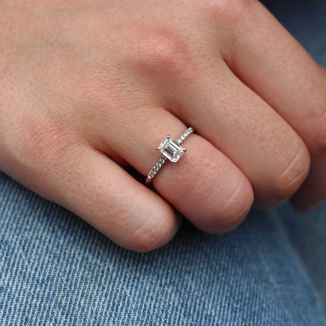 NANCY Emerald-Cut Diamond Solitaire Ring with Diamond Shoulders