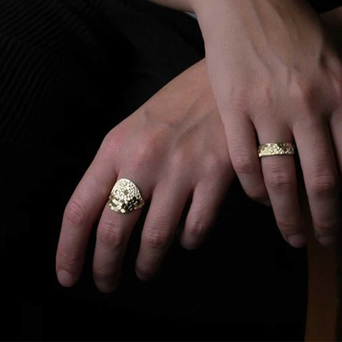 HEX and CUBE Medium Shield Ring Yellow Gold