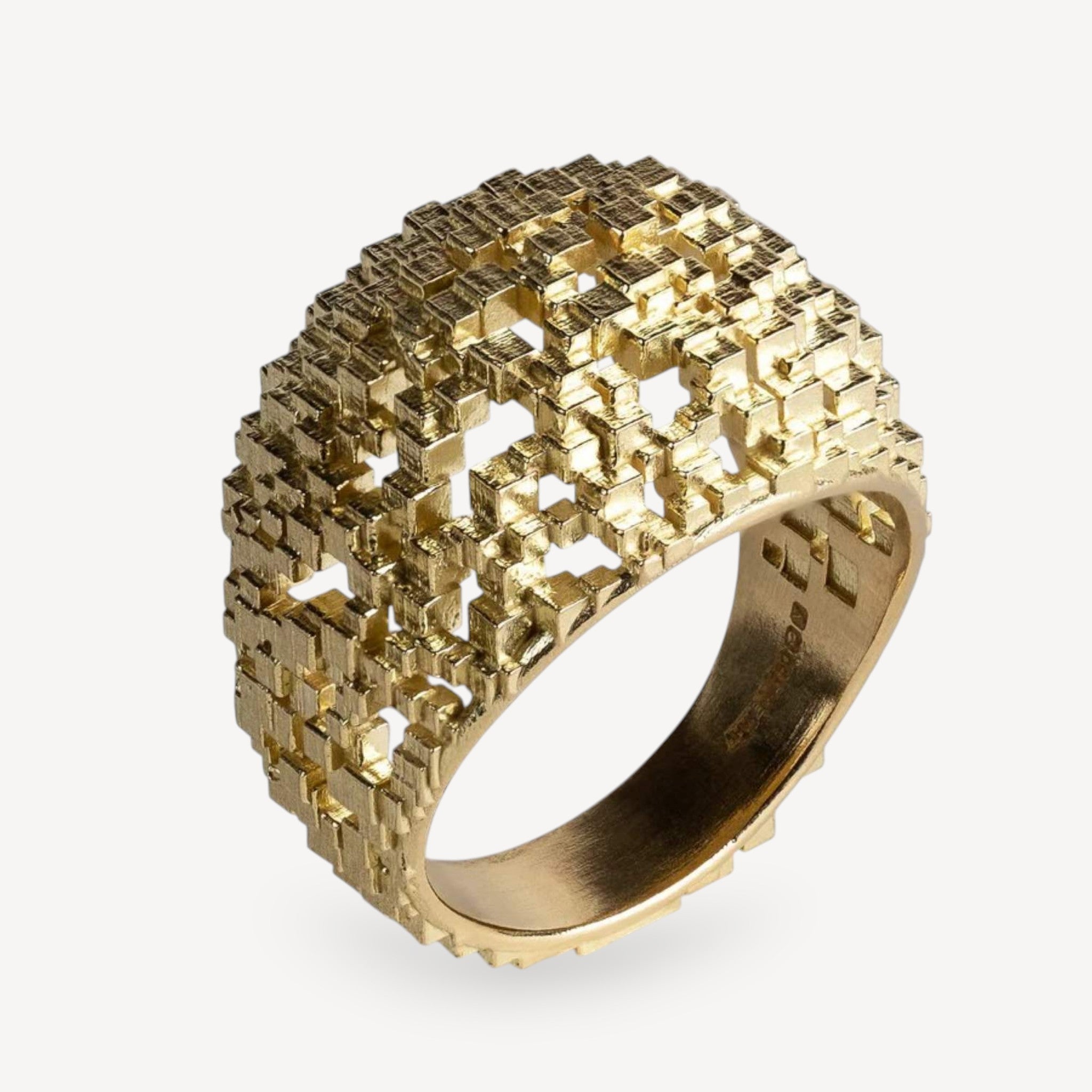 Jo Hayes Ward at ethical jewellers E.C.One London STRUCTURAL Random Oval Ring Yellow Gold