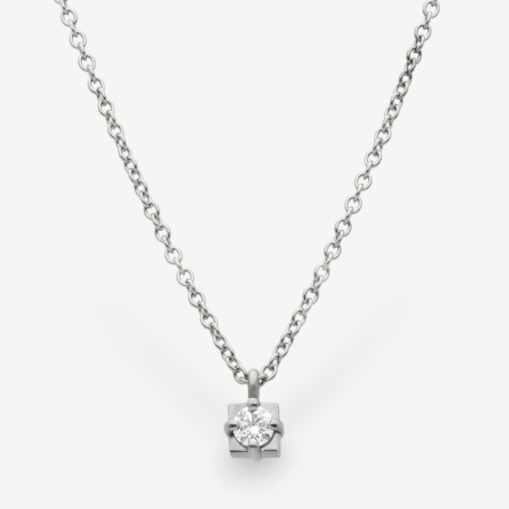 FRAME Little Claw-Set Diamond in Square Pendant White Gold