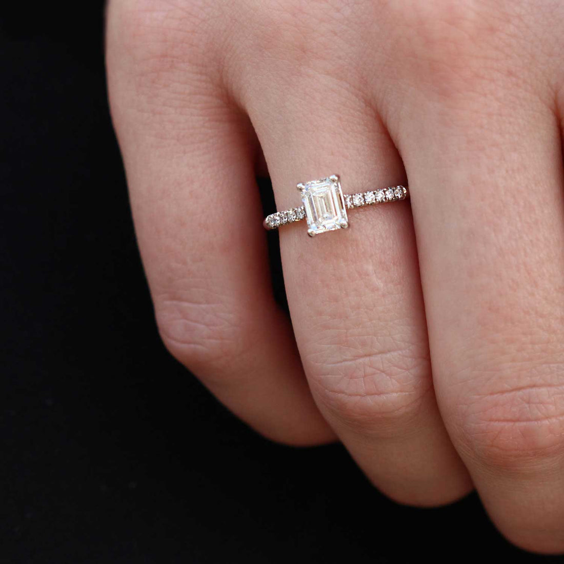 NANCY Emerald-Cut Diamond Solitaire Ring with Diamond Shoulders