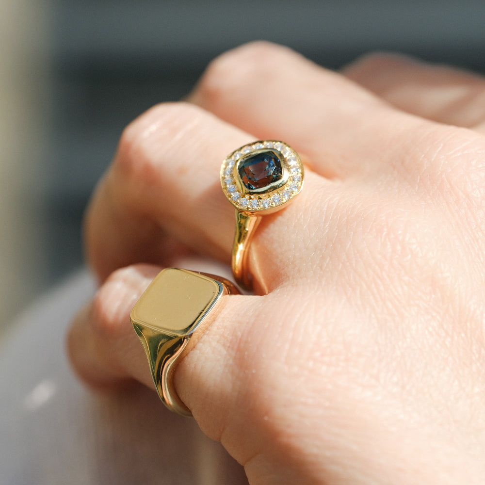 Cushion Gold SIGNET Ring