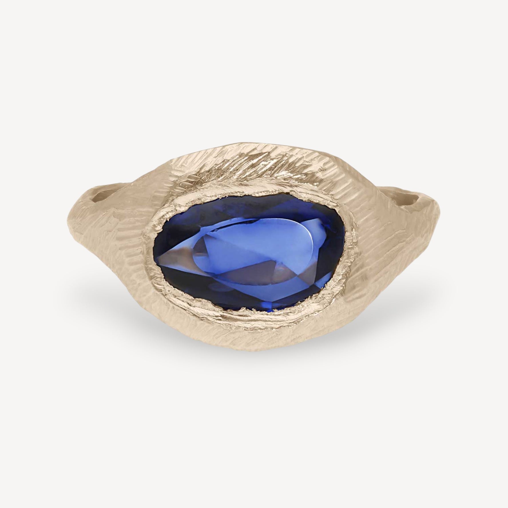 SIGNET Gold Ring with Large Blue Sapphire