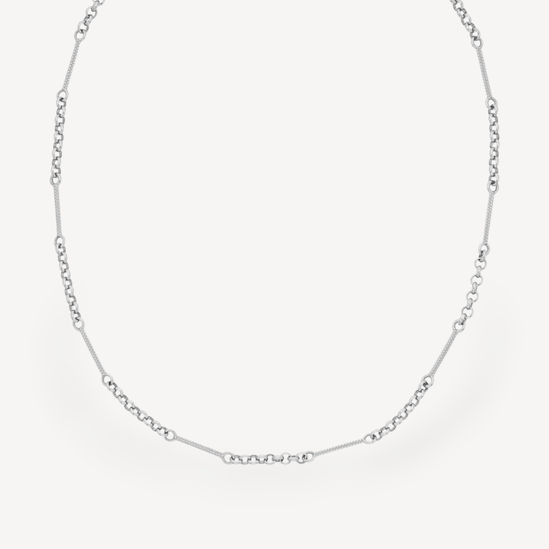 Zoe and Morgan at E.C. One London POPPY Necklace Silver