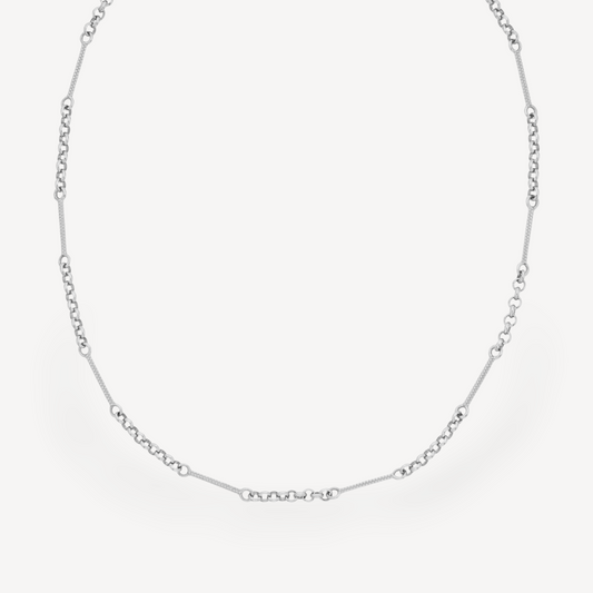 Zoe and Morgan at E.C. One London POPPY Necklace Silver