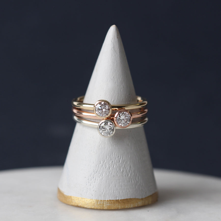 EC One BELLA Small Milgrain Solitaire Rose Gold Ring with White Diamond